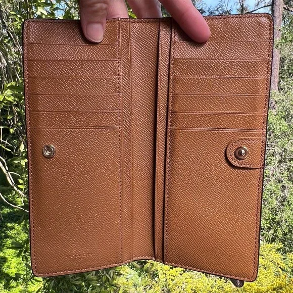 COACH Slim Bifold Wallet Chalk White Crossgrain Leather Gold Hardware AUTHENTIC - Picture 3 of 7